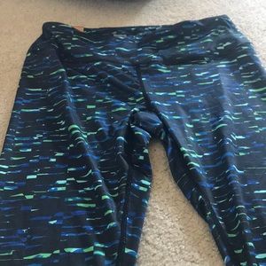 REEBOK capri workout leggings!